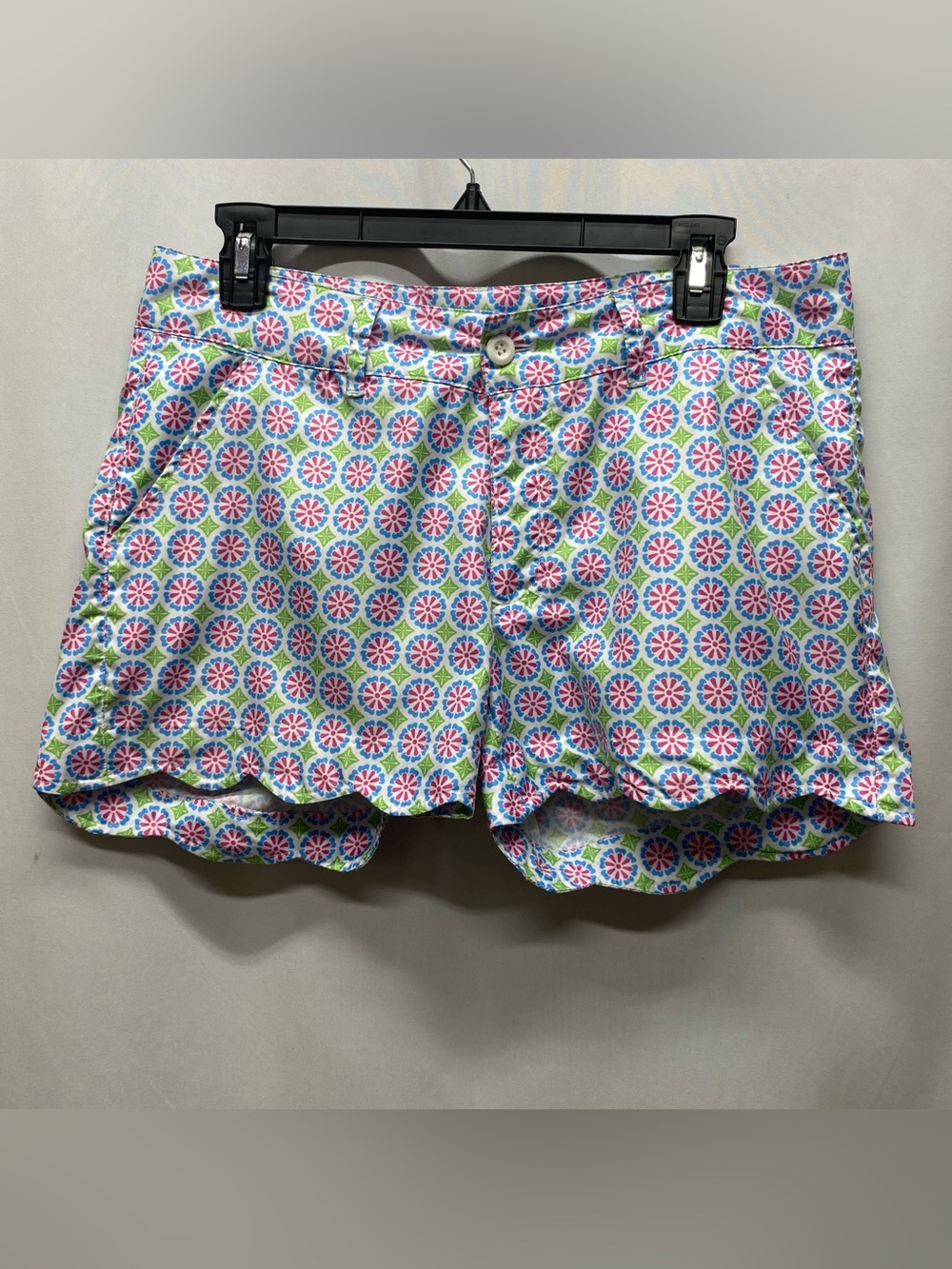 Birdies & bows golf shorts size 6 small scalloped floral tennis pickleball